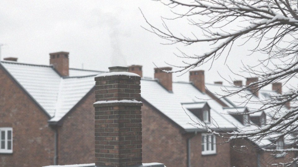 Dlaczego jakość powietrza w Polsce jest istotna w kontekście przeglądów kominiarskich?