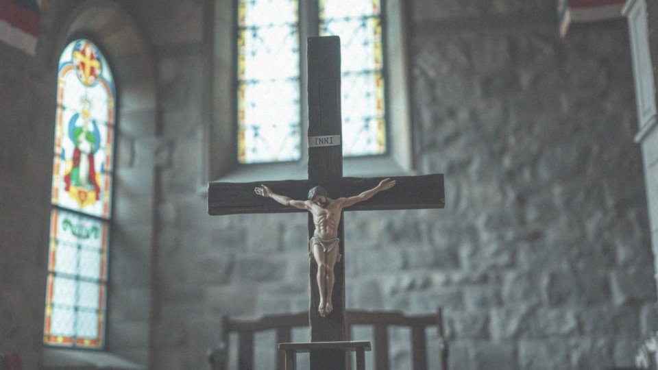 Jak podpis INRI stał się symbolem duchowego panowania Jezusa?