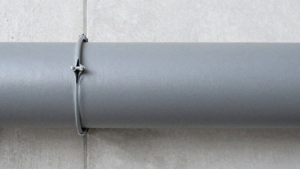 Jak dobrać otulinę do rur z gorącą wodą?